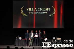 Guida Ristoranti Teatro Nazionale 339 Villa Crespi si aggiudica il premio per il "Miglior carrello dei distillati" 2024